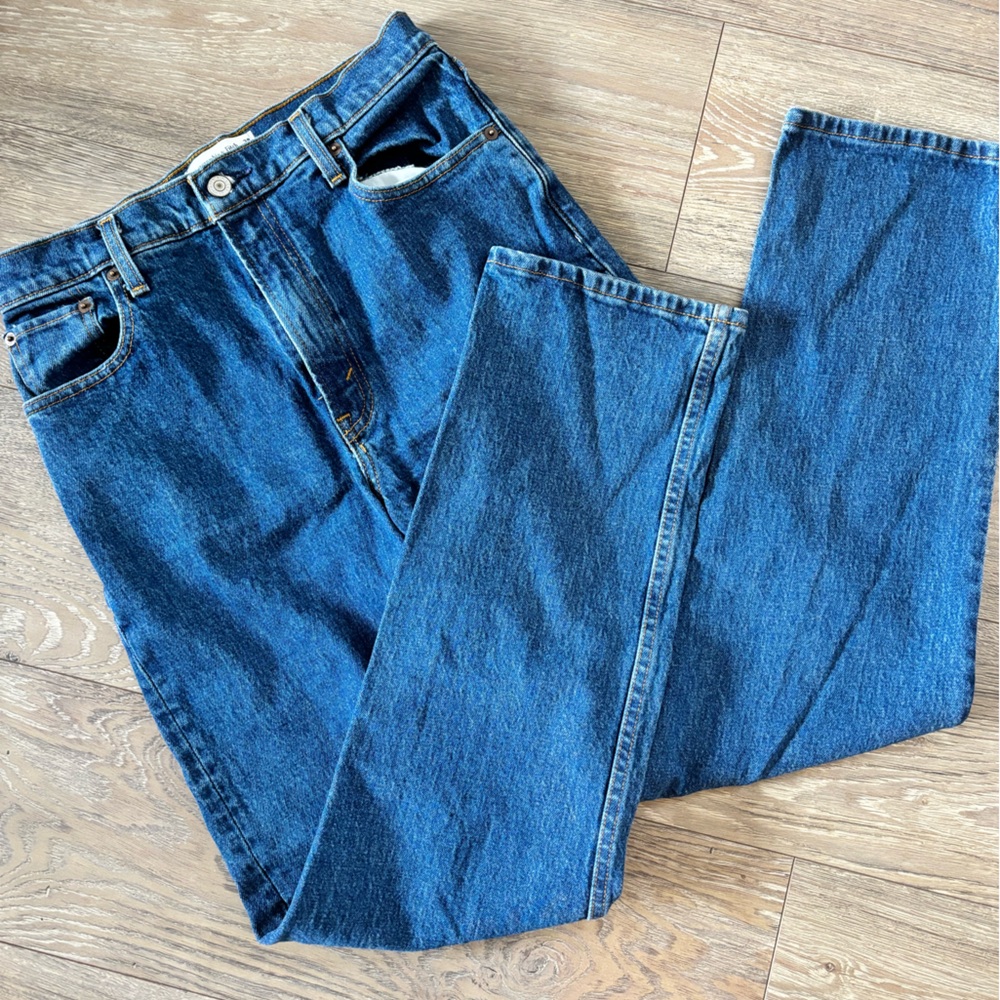 Abercrombie The 90s Straight Ultra High Rise Jeans